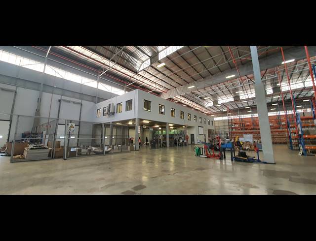 8,291M² WAREHOUSE TO LET IN WATERFALL